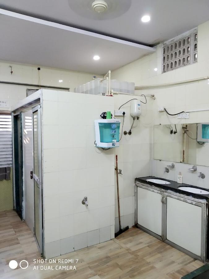 Star Dormitory Мумбаї Екстер'єр фото